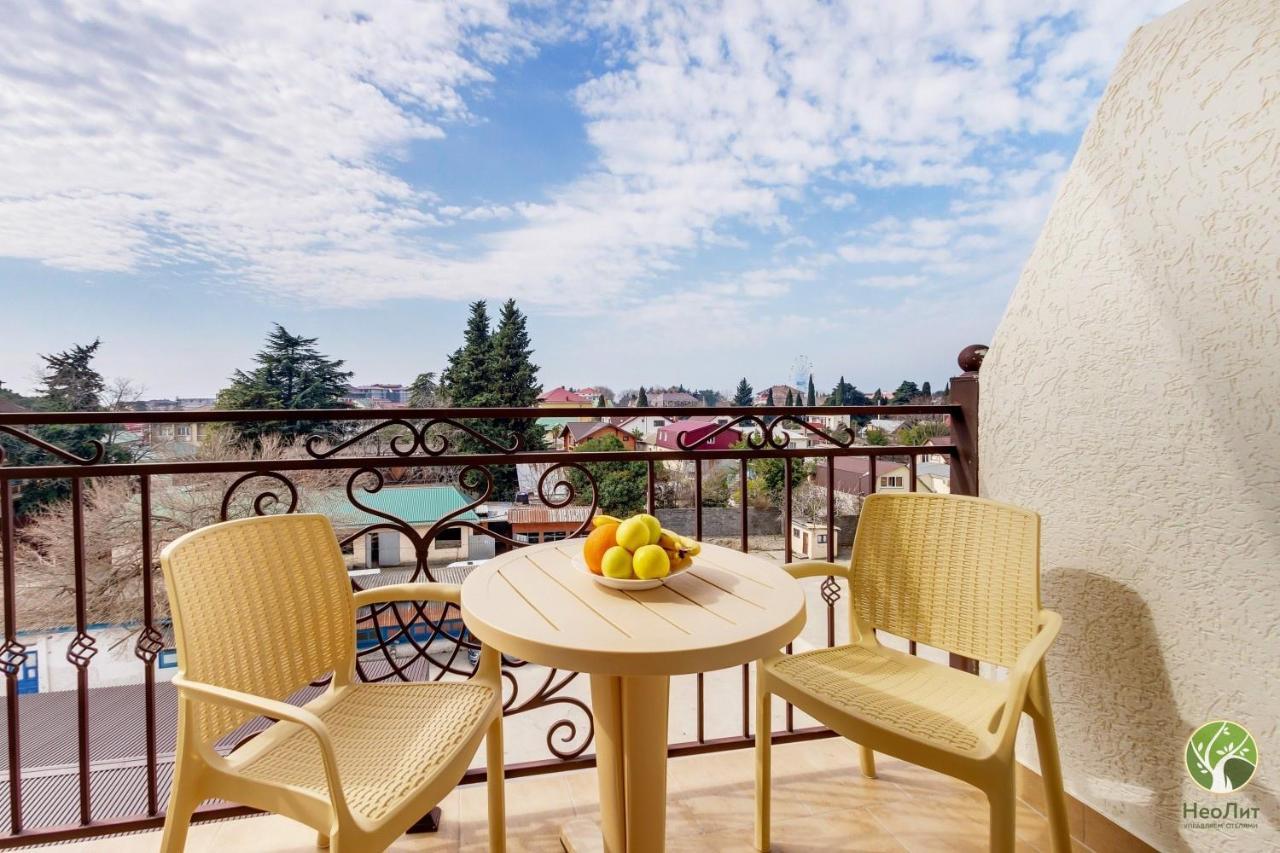 HOTEL LAURA ЛАЗАРЕВСКОЕ 2* (Россия) - от 1536 UAH | NOCHI